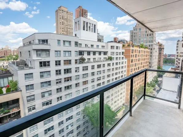 510 East 80th Street image 2 of 9