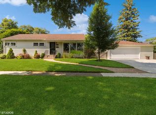 414 Drake St, Libertyville, IL 60048