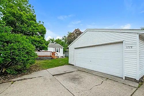 1st image of 7228 Harriet Ave S