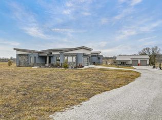 755 Indian Grove Ln, Rogersville, MO 65742