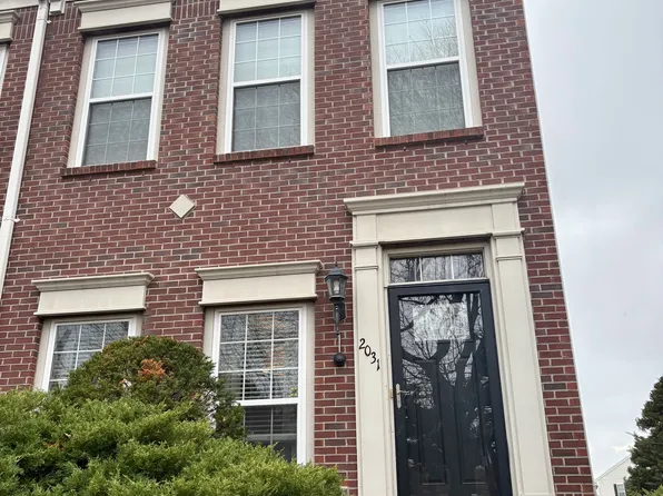 2031 E Seymour Ave, Cincinnati, OH 45237