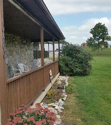 3rd image of 10460 Rock Bottom Ln