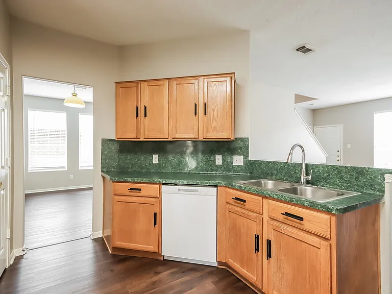 12151 Landsdown Ridge Way — Photo 9