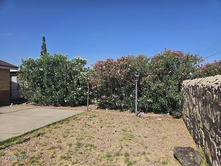 6423 Kiowa Ct — Photo 15