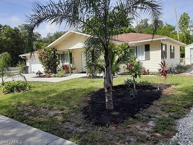 1st image of 1646 Poinsettia Ave