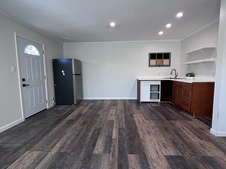 223 N Makaleha Pl #1 — Photo 5