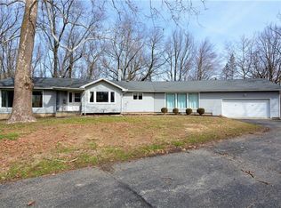 950 S 34th St, Decatur, IL 62521