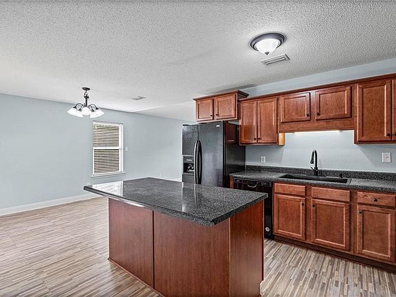 4th image of 9612 Spring Meadow Dr