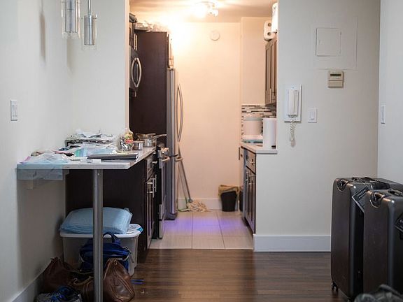 5th image of 10440 Queens Blvd APT 17E