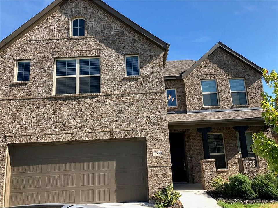 1st image of 1205 Trumpet Dr