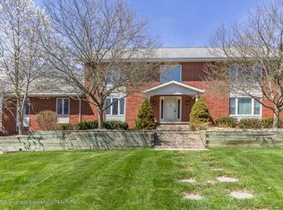 3370 Waverly Hills Rd, Lansing, MI 48917