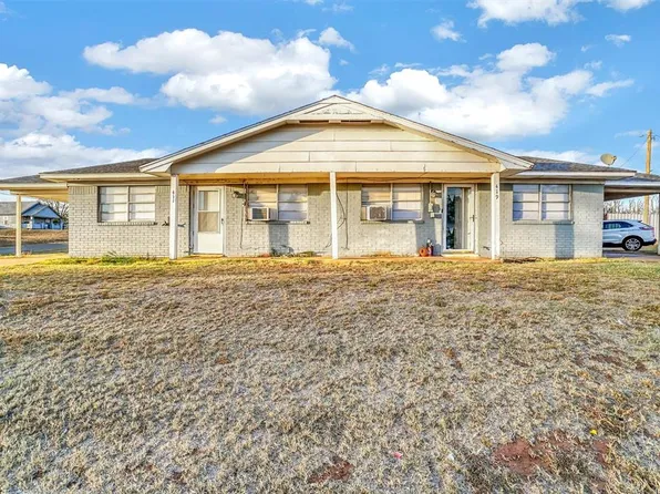 411 E 3rd St, Hydro, OK 73048