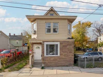 33 Lafayette St, Orange, NJ, 07050