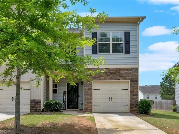 635 Oakside Pl, Acworth, GA 30102