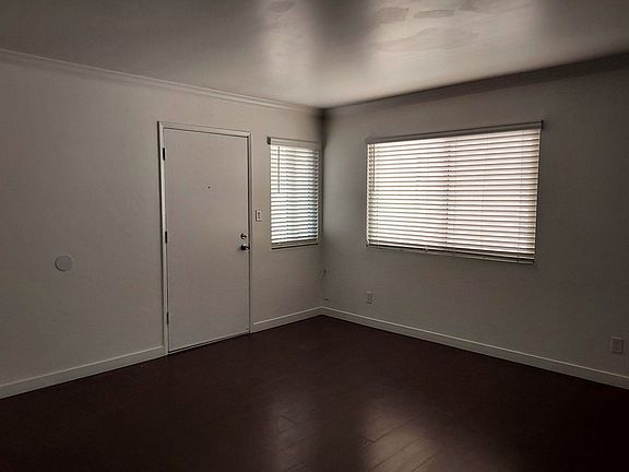 2nd image of 4052 Oregon St APT 05