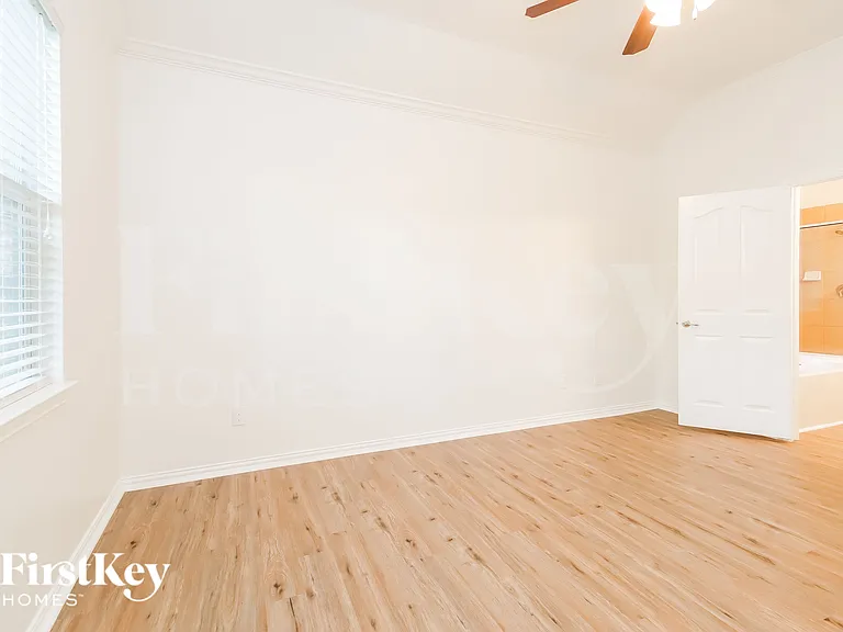 28603 Hidden Lake W — Photo 11