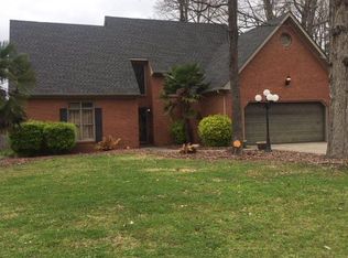 2720 King Arthur Ct SW, Decatur, AL 35603