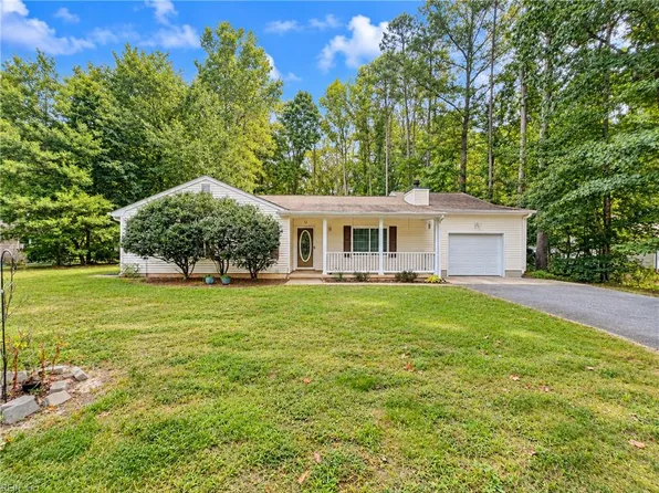 4431 Mallard Dr, Gloucester, VA 23061