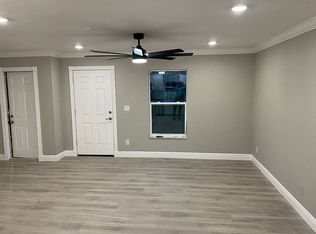 400 Plumosa Ave, Lehigh Acres, FL 33972