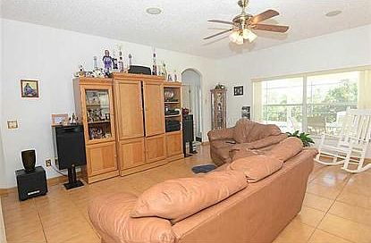 5th image of 15021 Warlick Ct