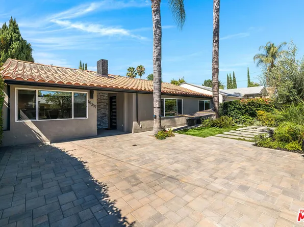 15237 Otsego St, Sherman Oaks, CA 91403
