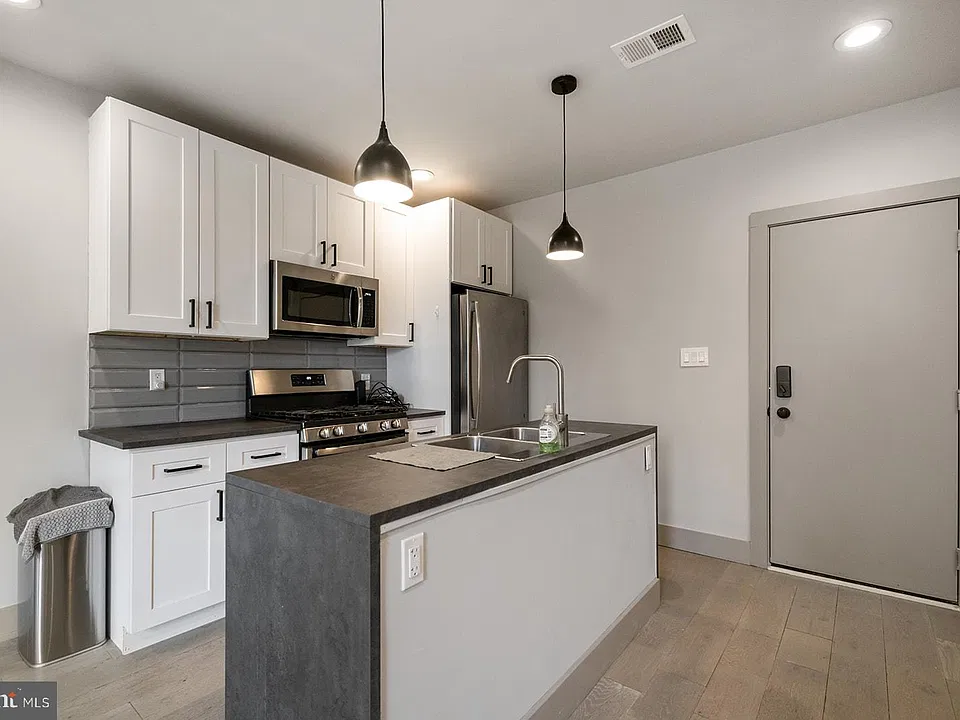 3339 Ridge Ave #3