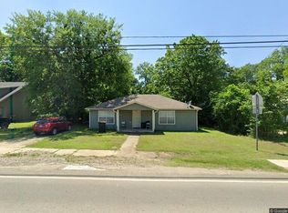 355 19th St NW, Paris, TX 75460