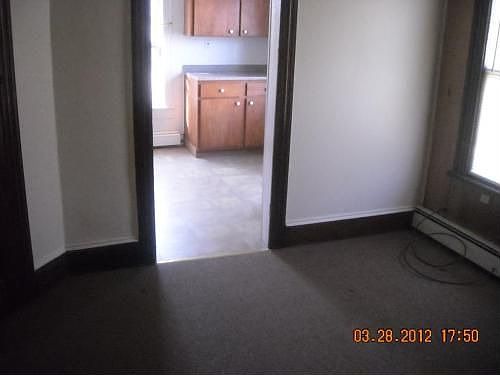 4th image of 85 Mountain Ave