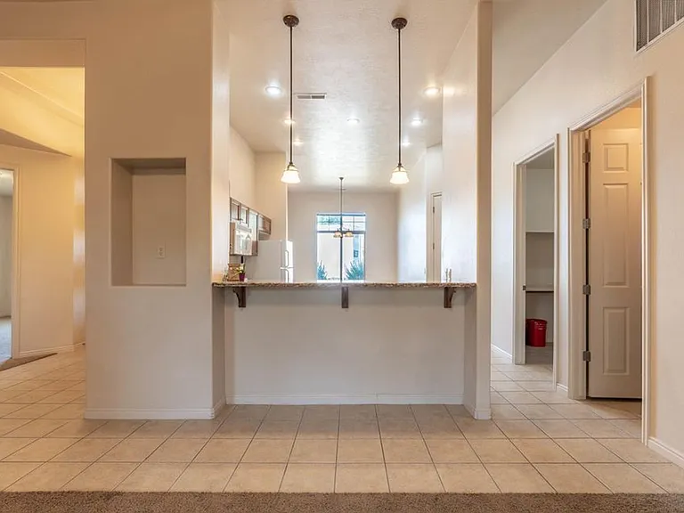253 S 260 W — Photo 9