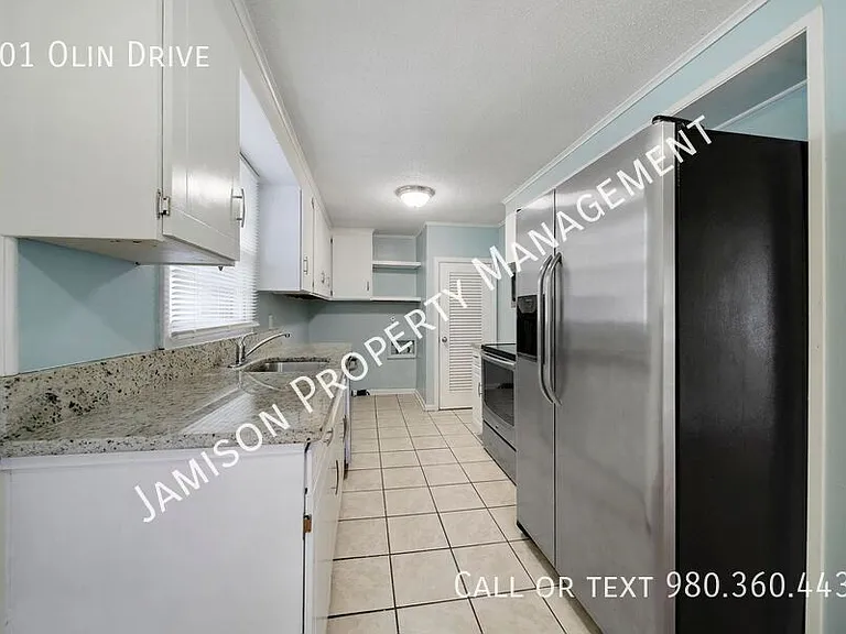 501 Olin Dr — Photo 7