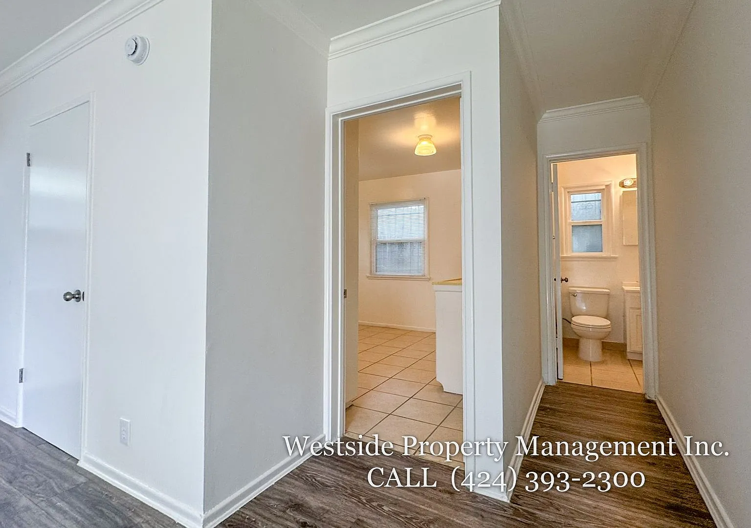 Downstairs Rear Corner Studio | Palms Neighborhood — Photo 4