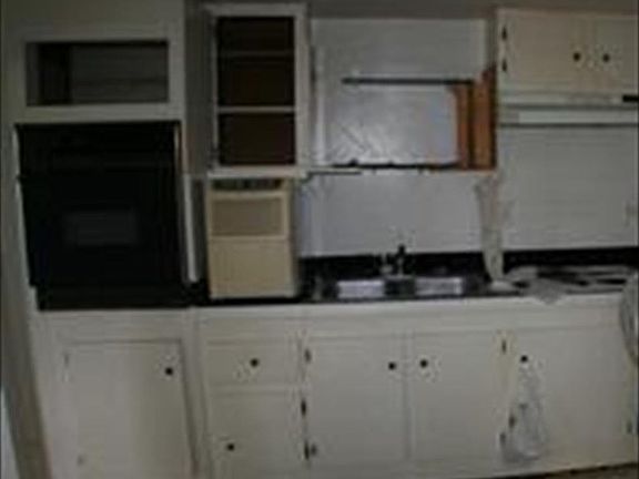 5th image of 905 Halcyon Dr