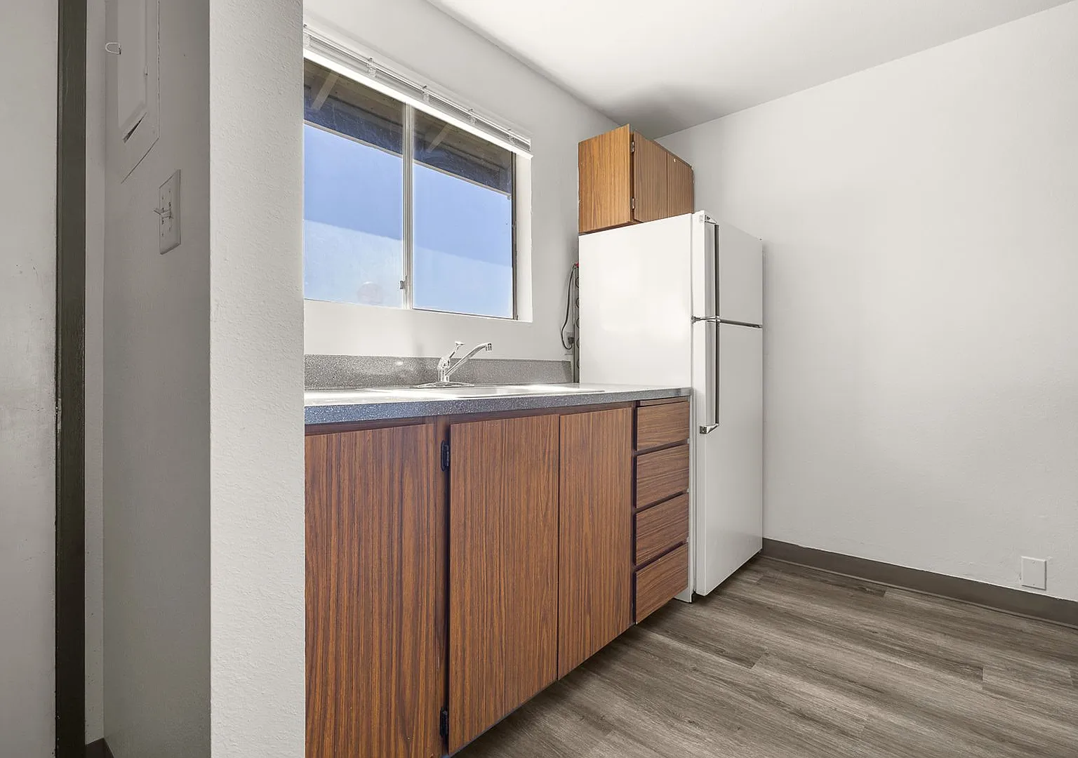 Grandview Apartments — Photo 4