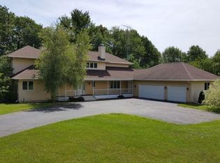 2321 Stone Rd, Manitowoc, WI 54220