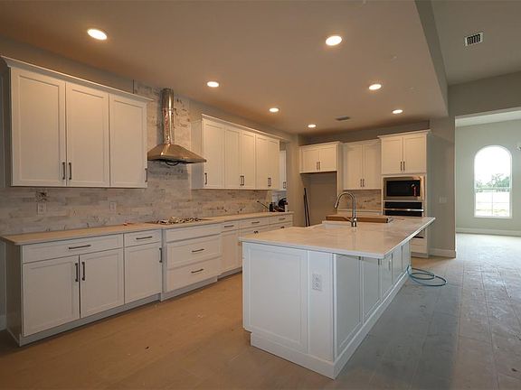 7th image of this home