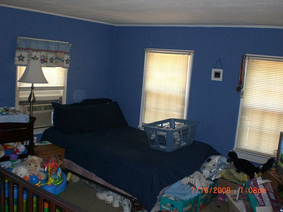 #2 Bedroom w/ Wall in Closet