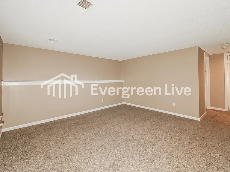 6817 E 144th Pl — Photo 3