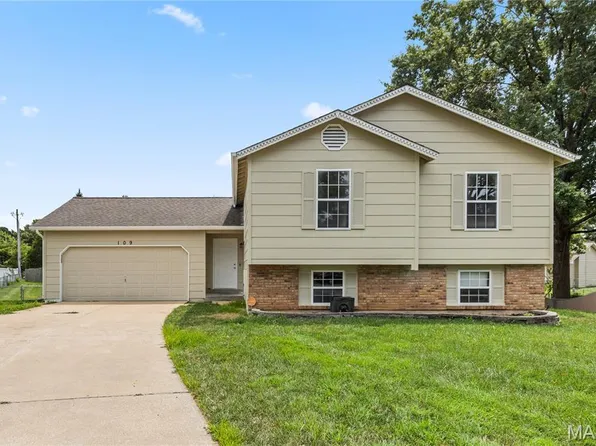 109 Golden Harvest Ct, Saint Peters, MO 63376