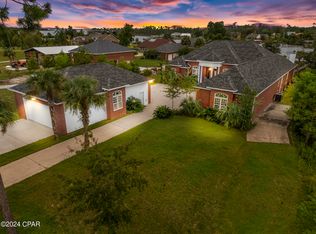 528 Mills Ln, Panama City, FL 32404