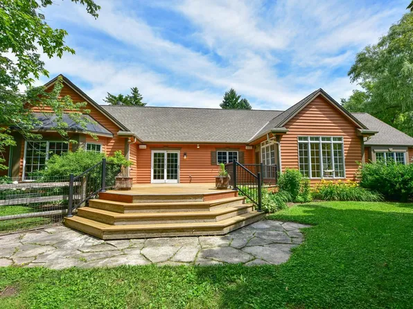 3550 Division ROAD, Jackson, WI 53037