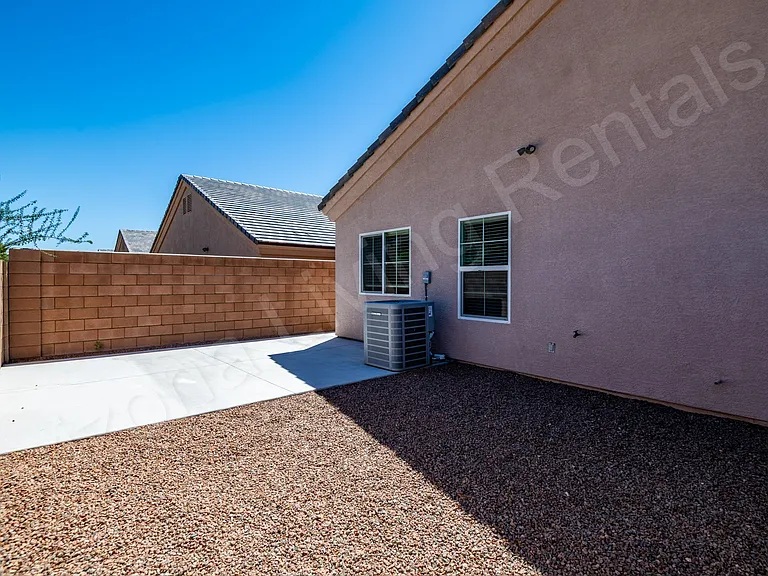 733 Pala Mesa Dr — Photo 32