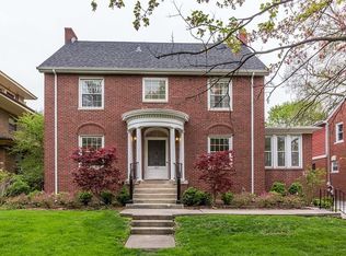 215 Northwood Rd, Riverside, IL 60546