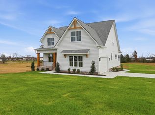 5127 Starks Rd, Cross Plains, TN 37049