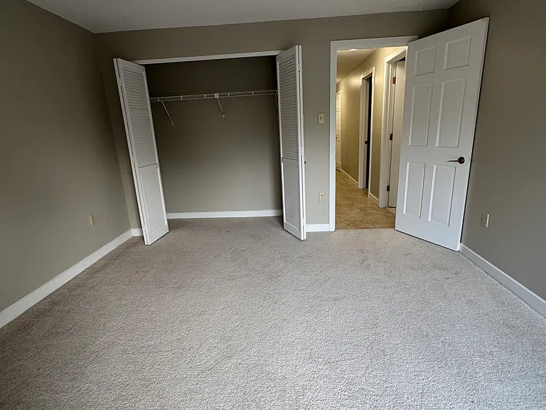 1151 Beacon St — Photo 22