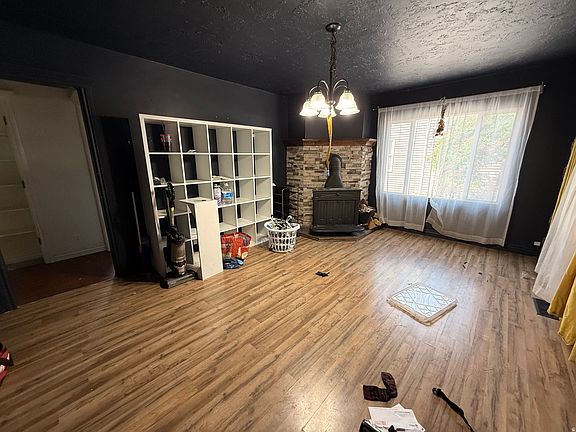 2nd image of 1863 S Van Buren Ave