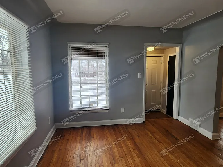 15000 Mayfield St — Photo 11