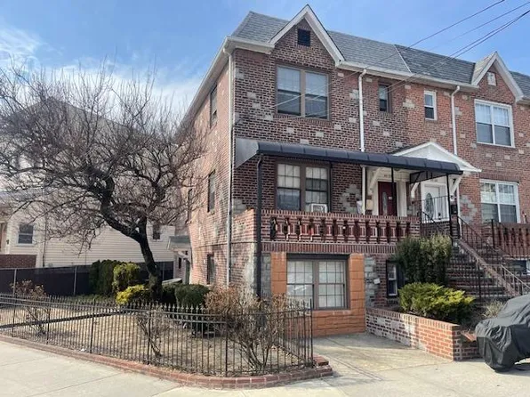 45-28 Newtown Road, Astoria, NY 11103