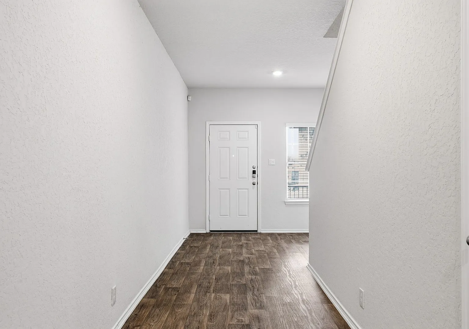 Move-In Special: One Week Free Two-Story Home Near Lackland Afb With Loft & No Rear Neighbors — Photo 2