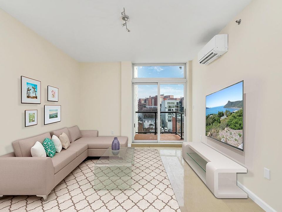 1st image of 2873 W 17th St #4C