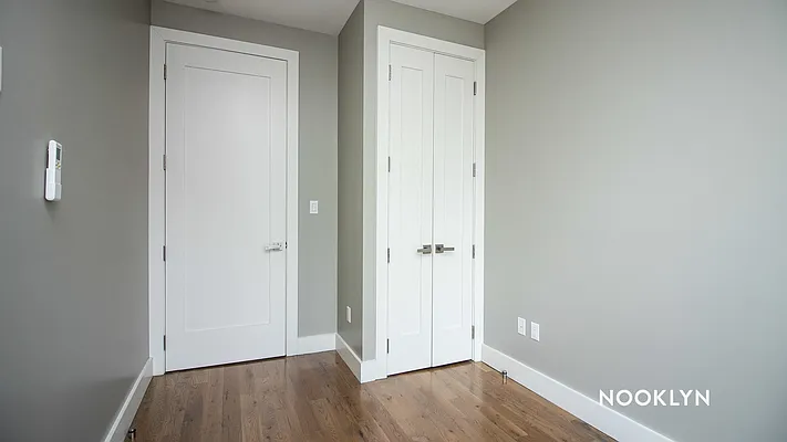 Rented by Nooklyn NYC LLC | media 74